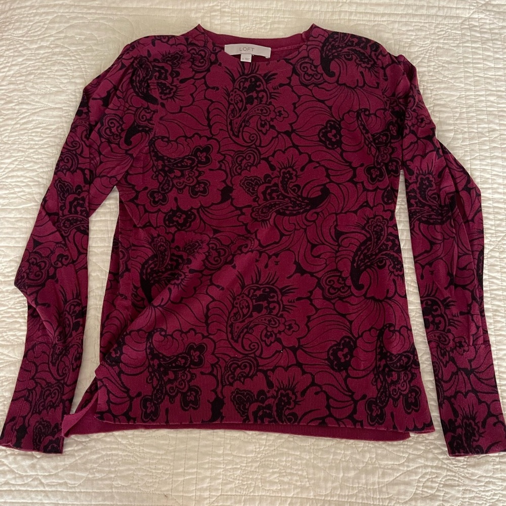 LOFT light sweater, size S